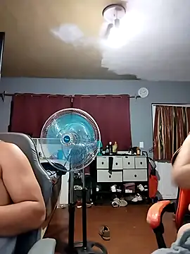 Snapshot of Carandrew chatting on April 5, 2026, 4:41 am Carandrew online show from April 5, 2026, 4:41 am