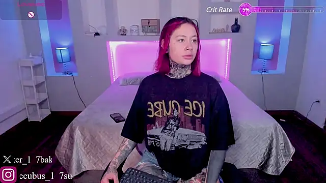 Snapshot of ViolettaBaker_ chatting on March 21, 2025, 7:35 pm ViolettaBaker online show from March 21, 2025, 7:35 pm