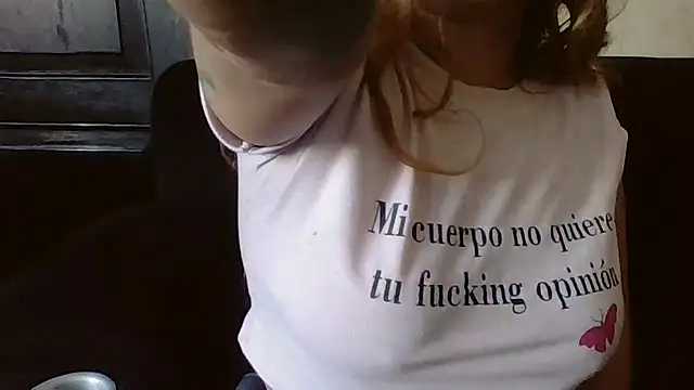 Snapshot of Jennxdolls chatting on January 21, 2025, 1:21 pm Jennxdolls online show from January 21, 2025, 1:21 pm