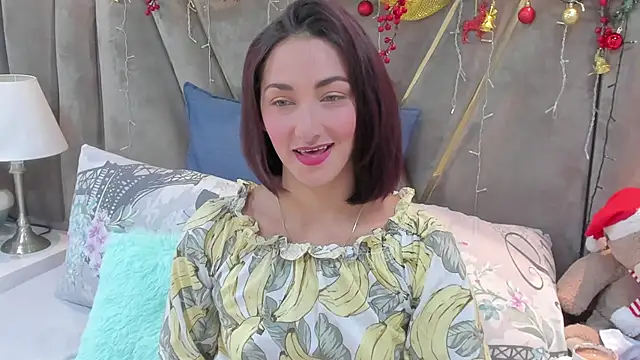 Snapshot of Vicky__skinny_ chatting on January 2, 2025, 11:31 am Vicky skinny online show from January 2, 2025, 11:31 am