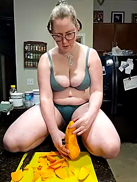 littlelustlamb online show from December 6, 2024, 10:02 pm