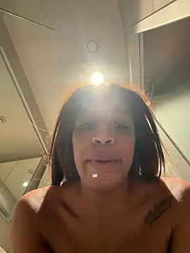 Snapshot of Black_Dolll chatting on March 27, 2026, 4:41 pm Black Dolll online show from March 27, 2026, 4:41 pm