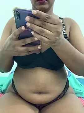 sweety yehara online show from October 7, 2025, 4:19 pm