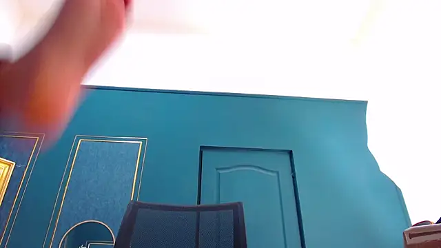 Snapshot of SerenaXMendez chatting on February 26, 2025, 11:00 am SerenaXMendez online show from February 26, 2025, 11:00 am