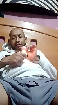 pineda1689 online show from January 5, 2025, 5:30 pm