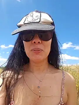 Snapshot of Reinacatchile chatting on January 26, 2025, 5:02 pm Reinacatchile online show from January 26, 2025, 5:02 pm