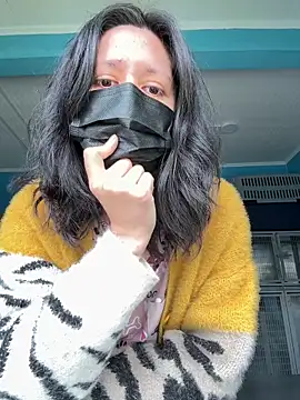 Snapshot of Reinacatchile chatting on October 2, 2025, 4:10 pm Reinacatchile online show from October 2, 2025, 4:10 pm