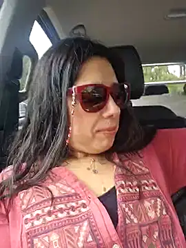 Snapshot of Reinacatchile chatting on February 2, 2025, 8:41 pm Reinacatchile online show from February 2, 2025, 8:41 pm