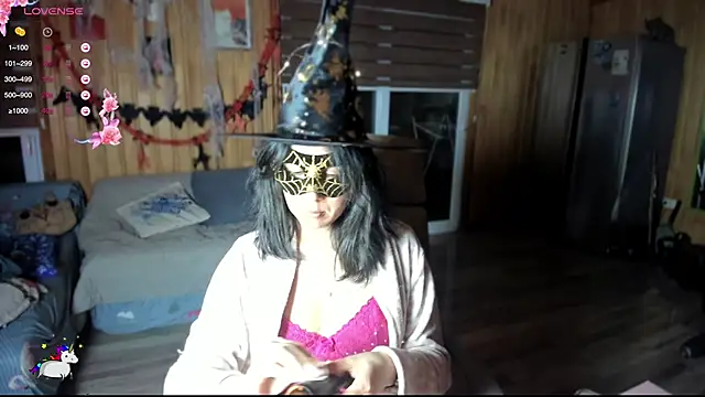 Snapshot of Reinacatchile chatting on October 25, 2025, 1:16 am Reinacatchile online show from October 25, 2025, 1:16 am