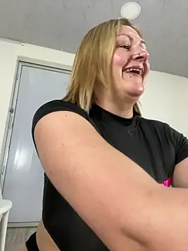 Snapshot of dirty_mistress_69 chatting on January 18, 2026, 12:03 am dirty mistress 69 online show from January 18, 2026, 12:03 am