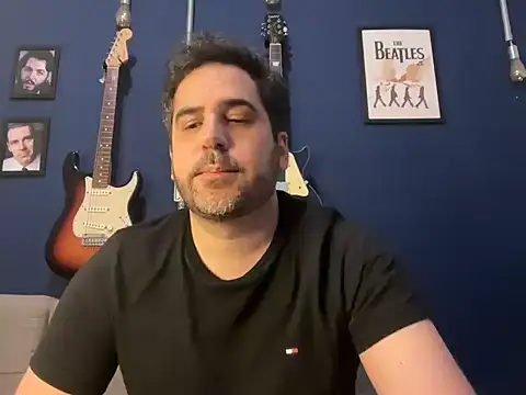 Snapshot of hotsafadinho chatting on March 10, 2025, 3:45 am hotsafadinho online show from March 10, 2025, 3:45 am