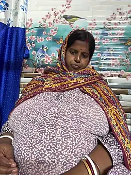 Beauty-queen online show from February 20, 2026, 2:30 pm