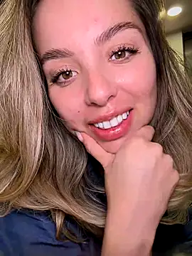 Alirawrz online show from September 27, 2025, 7:31 pm