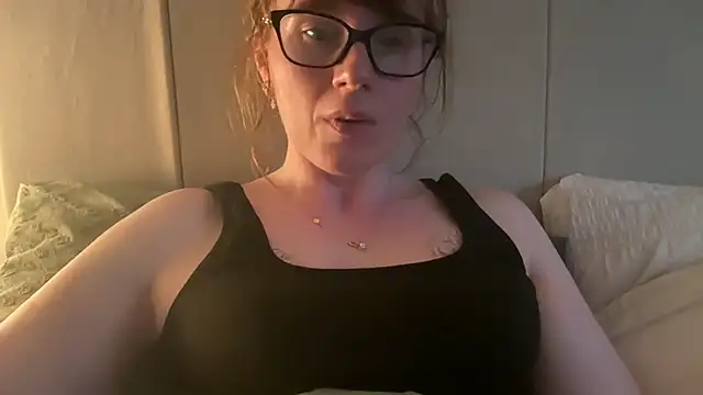 Snapshot of redheadrosie69 chatting on April 28, 2026, 7:29 pm redheadrosie69 online show from April 28, 2026, 7:29 pm
