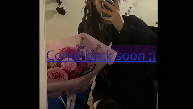 Snapshot of Josephine_Kiss chatting on March 3, 2026, 1:51 pm Josephine Kiss online show from March 3, 2026, 1:51 pm