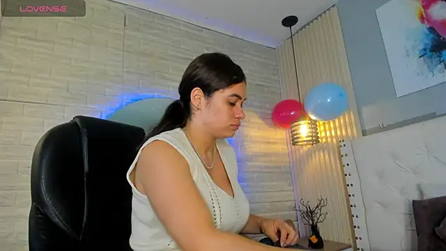 Snapshot of sussy__stone chatting on May 21, 2026, 12:13 pm sussy stone online show from May 21, 2026, 12:13 pm