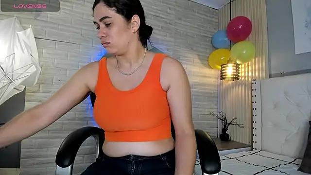Snapshot of sussy__stone chatting on May 16, 2026, 11:53 am sussy stone online show from May 16, 2026, 11:53 am