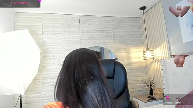 Snapshot of sussy__stone chatting on March 6, 2026, 12:11 pm sussy stone online show from March 6, 2026, 12:11 pm