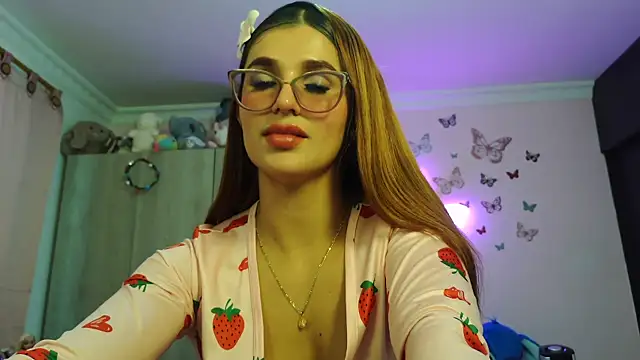 Snapshot of caroline_jonson chatting on March 13, 2026, 9:31 pm caroline jonson online show from March 13, 2026, 9:31 pm