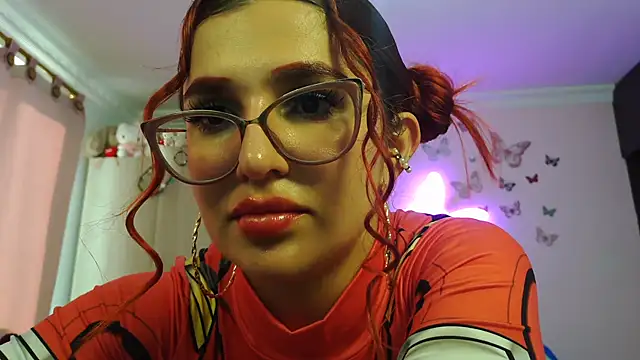 Snapshot of caroline_jonson chatting on May 28, 2026, 2:01 pm caroline jonson online show from May 28, 2026, 2:01 pm