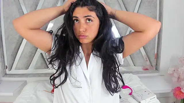 Snapshot of Danna_777_ chatting on March 12, 2025, 8:20 pm Danna 777 online show from March 12, 2025, 8:20 pm