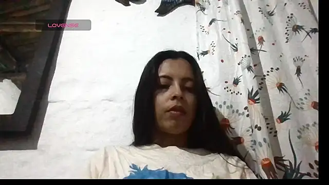 Snapshot of stefany_sexxx chatting on November 3, 2025, 11:30 pm stefany sexxx online show from November 3, 2025, 11:30 pm