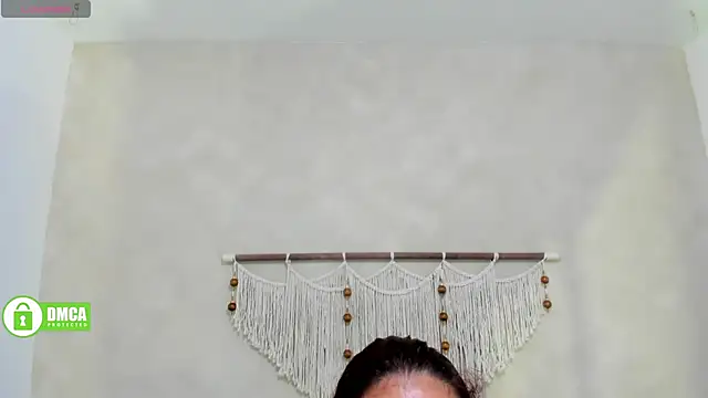  anavictoria  online show from September 24, 2025, 12:22 pm