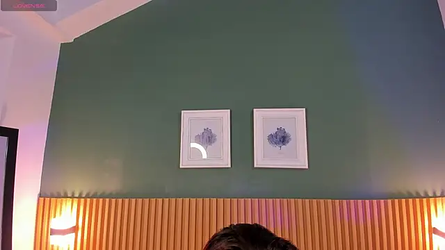  anavictoria  online show from March 11, 2025, 6:41 pm