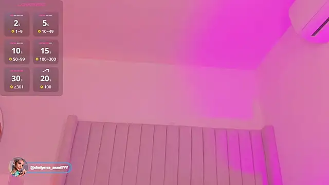 Shelynna azzul online show from December 20, 2025, 8:22 pm