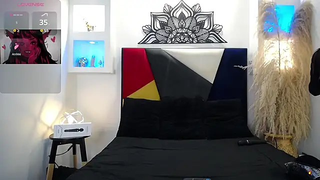 Snapshot of Tifanny_Sweett chatting on October 11, 2025, 3:29 am Tifanny Sweett online show from October 11, 2025, 3:29 am