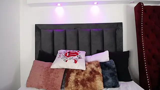 Snapshot of Tifanny_Sweett chatting on February 1, 2025, 7:26 am Tifanny Sweett online show from February 1, 2025, 7:26 am