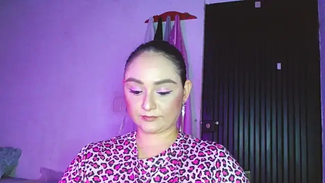 Kaory 32 online show from November 4, 2025, 5:44 am