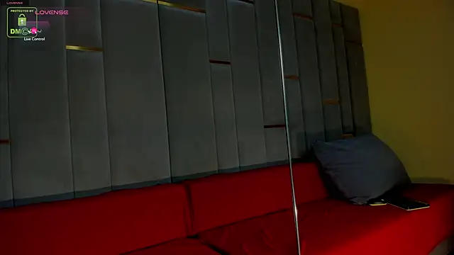 Snapshot of Whitney_Svonn chatting on February 13, 2025, 4:39 pm Whitney Svonn online show from February 13, 2025, 4:39 pm