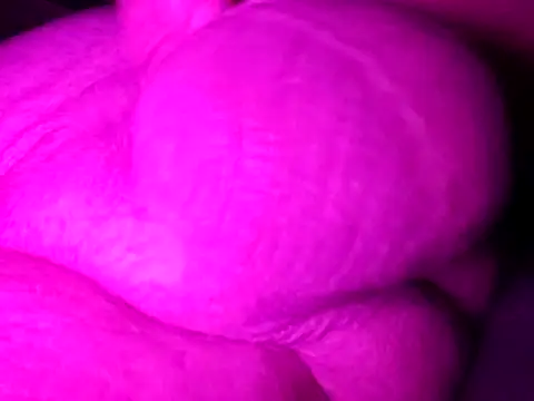 Snapshot of Barrentine88 chatting on February 11, 2025, 7:44 am Barrentine88 online show from February 11, 2025, 7:44 am