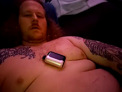 Snapshot of Barrentine88 chatting on February 17, 2025, 11:13 am Barrentine88 online show from February 17, 2025, 11:13 am