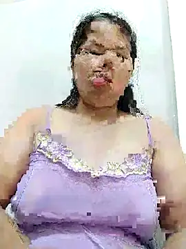 Lanyingxin18 online show from November 2, 2025, 12:37 am