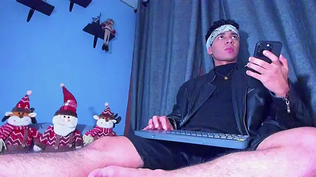 Stefann salvatoree online show from December 30, 2024, 12:22 am