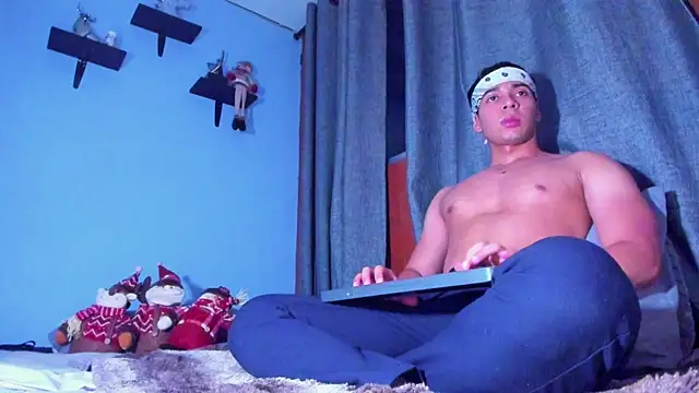 Stefann salvatoree online show from January 9, 2025, 2:33 am