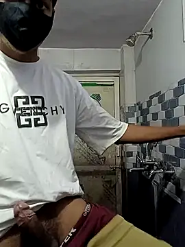 hotvarunrita online show from October 28, 2025, 2:34 am