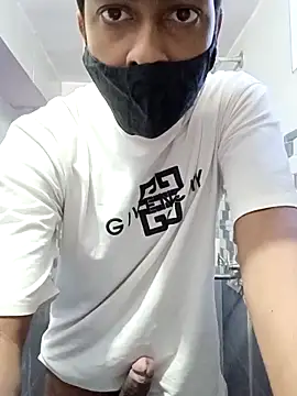 hotvarunrita online show from November 3, 2025, 3:23 am