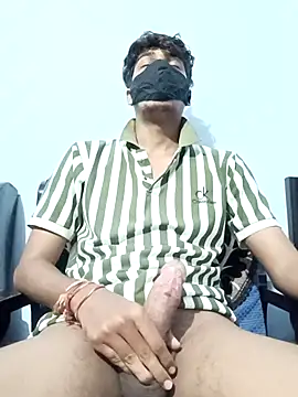 hotvarunrita online show from October 30, 2025, 11:45 pm