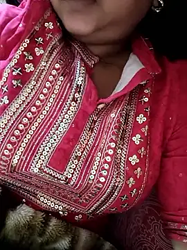 Snapshot of cuteyqueen chatting on January 15, 2026, 8:51 am cuteyqueen online show from January 15, 2026, 8:51 am