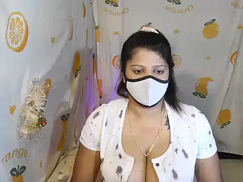 Snapshot of Addy_Xl chatting on December 22, 2025, 10:43 pm Addy Xl online show from December 22, 2025, 10:43 pm