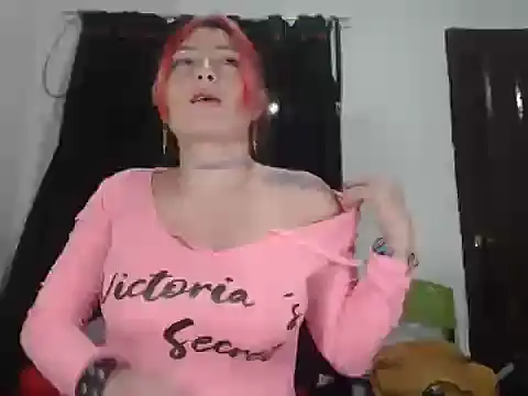 Snapshot of Alana_kiss_1 chatting on February 5, 2025, 6:13 am Alana kiss 1 online show from February 5, 2025, 6:13 am