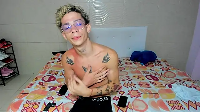 Snapshot of mateodeamjo chatting on November 10, 2025, 7:46 am mateodeamjo online show from November 10, 2025, 7:46 am