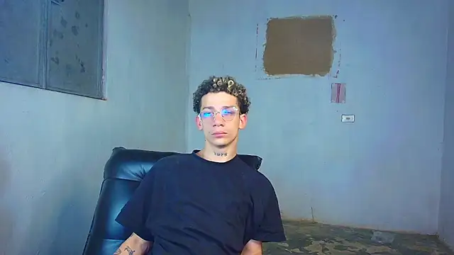 Snapshot of mateodeamjo chatting on February 24, 2026, 5:19 am mateodeamjo online show from February 24, 2026, 5:19 am