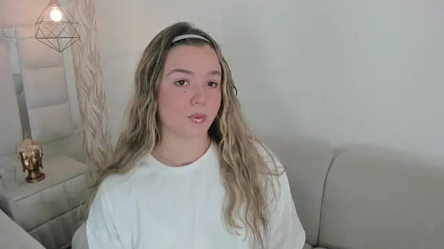 Snapshot of 1m_dalhia chatting on February 24, 2026, 9:04 pm 1m dalhia online show from February 24, 2026, 9:04 pm