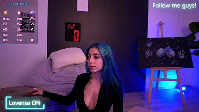 AriaVoss online show from October 11, 2025, 9:05 pm