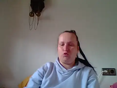  squirty cum lady  online show from September 12, 2025, 10:04 am