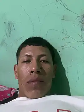 nowex18 online show from October 8, 2025, 2:46 am